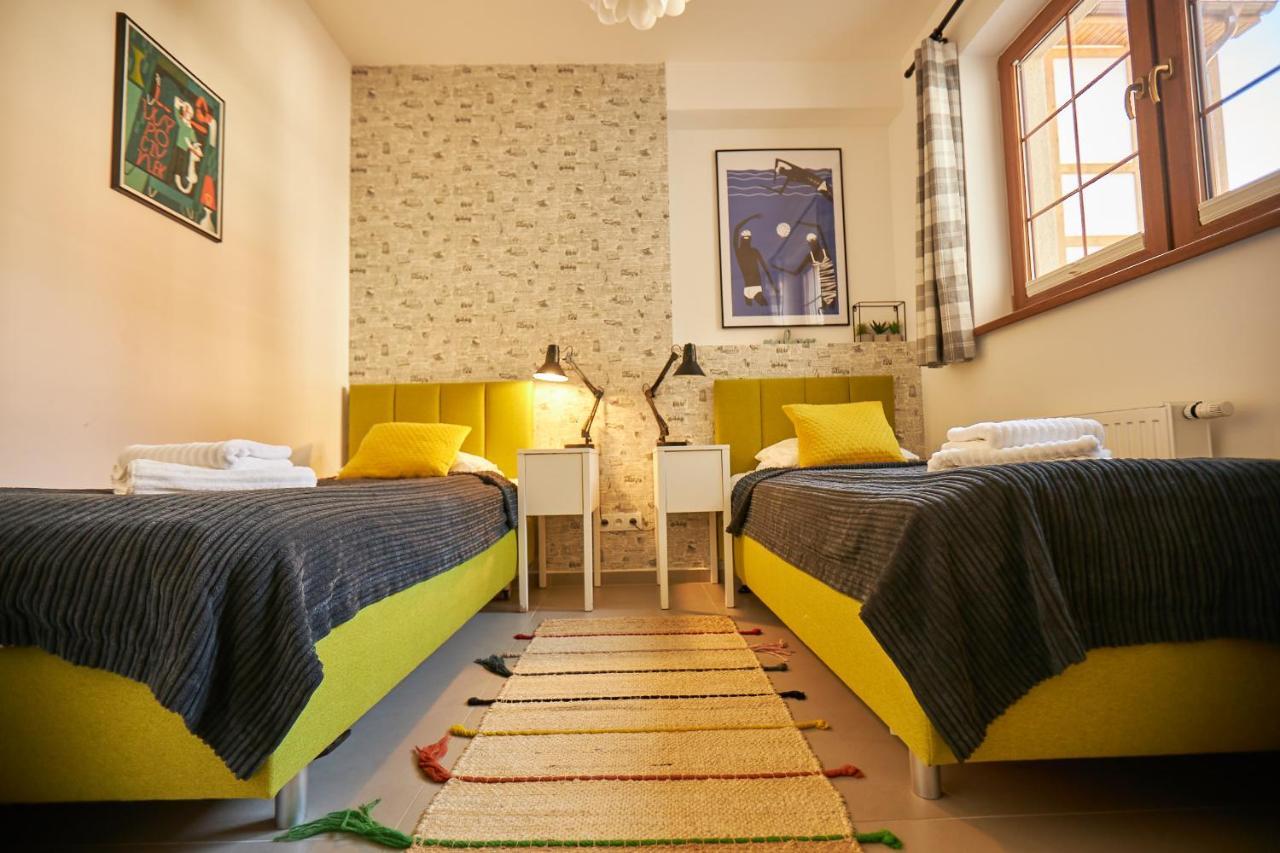 Seayou Yellow House Rogowo  Kültér fotó