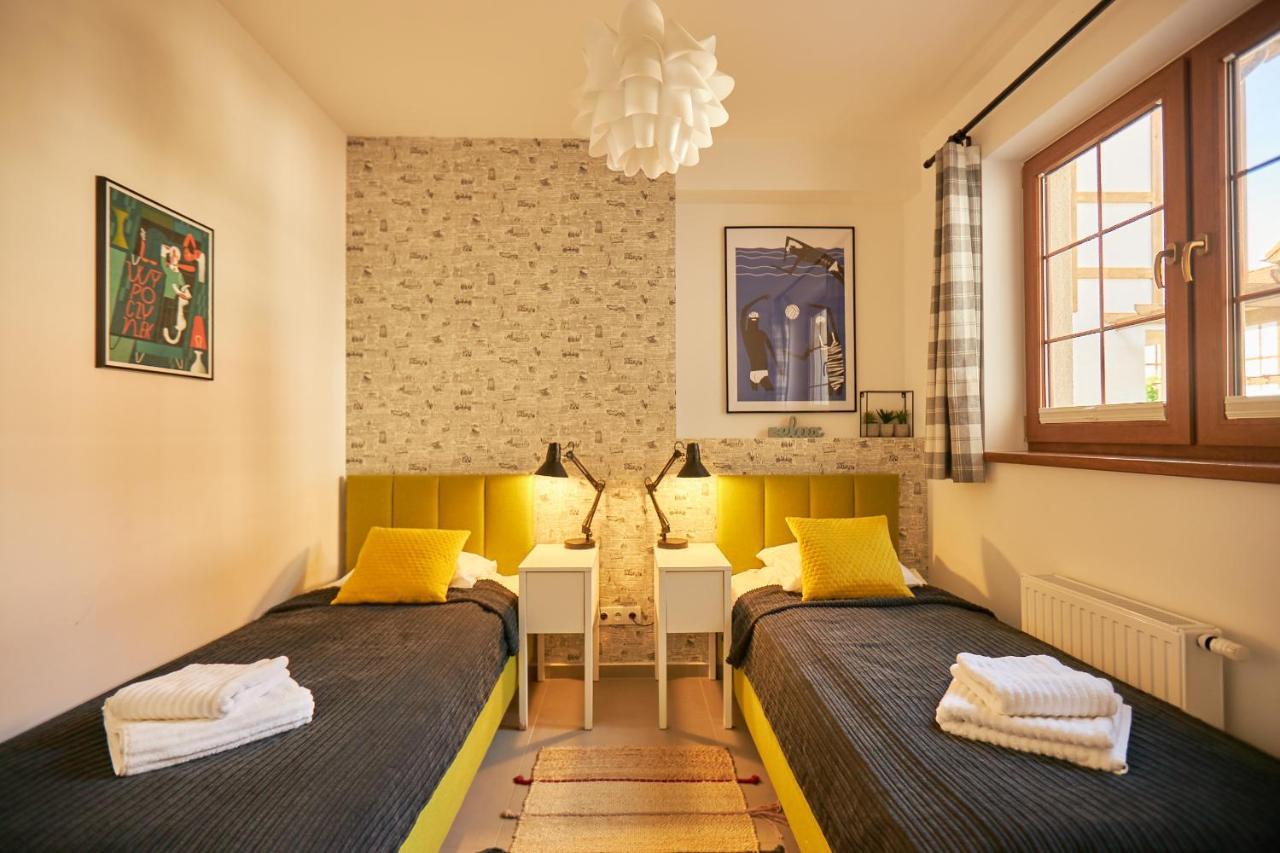 Seayou Yellow House Rogowo  Kültér fotó