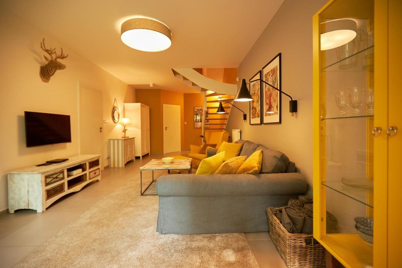 Seayou Yellow House Rogowo  Kültér fotó